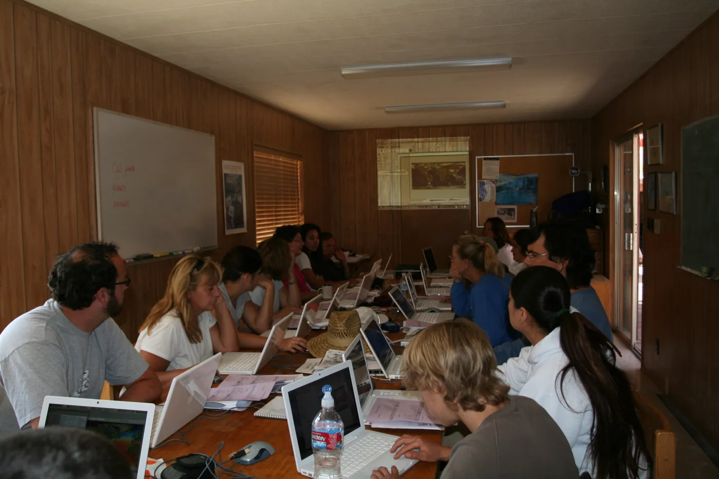 TEAWET, Santa Cruz Island field trip, 2009, computer lab at field station
