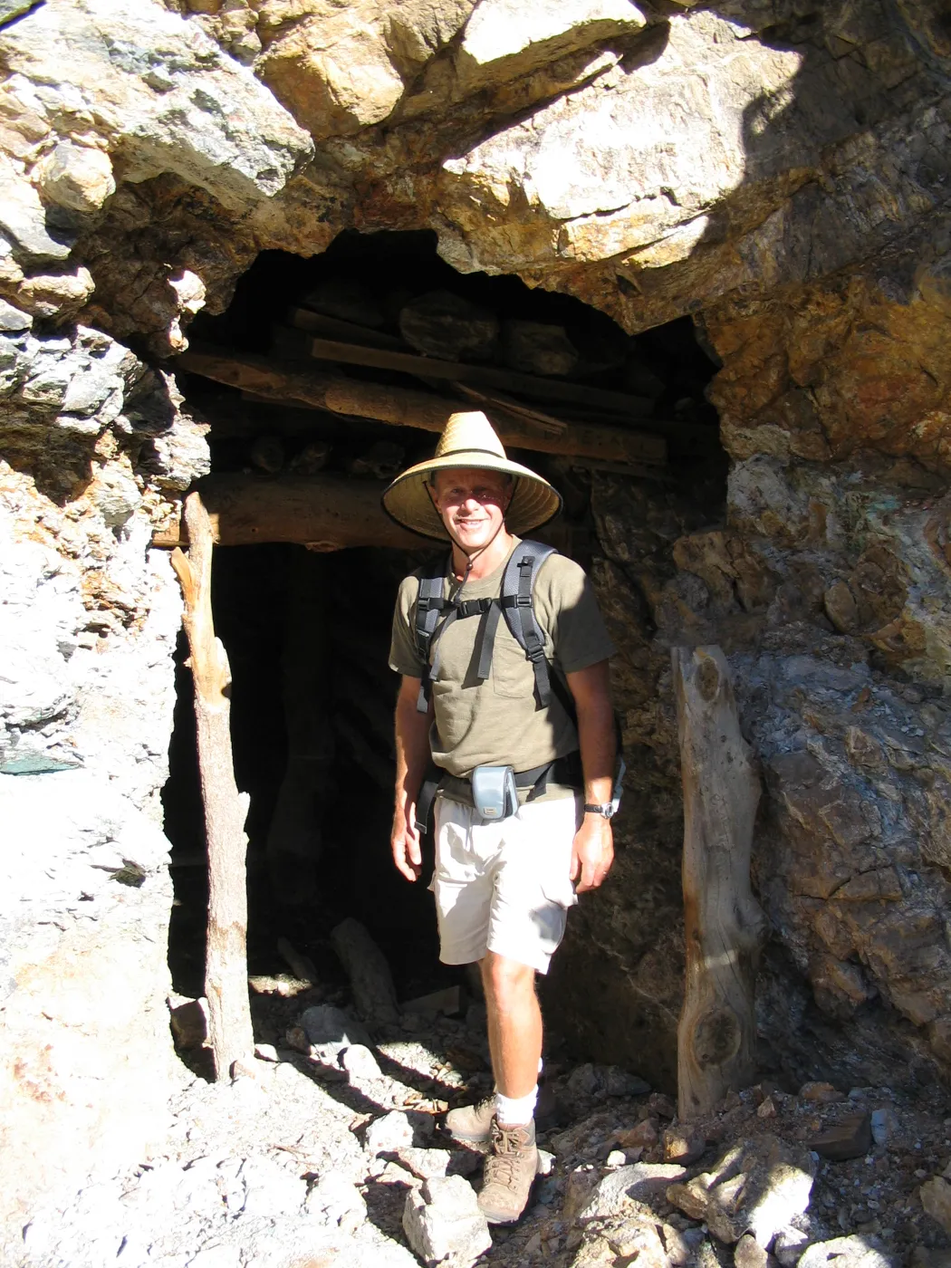 Dave Kershaw at the Giant Ledge Mine, Caruthers Canyon, New York Mtns 