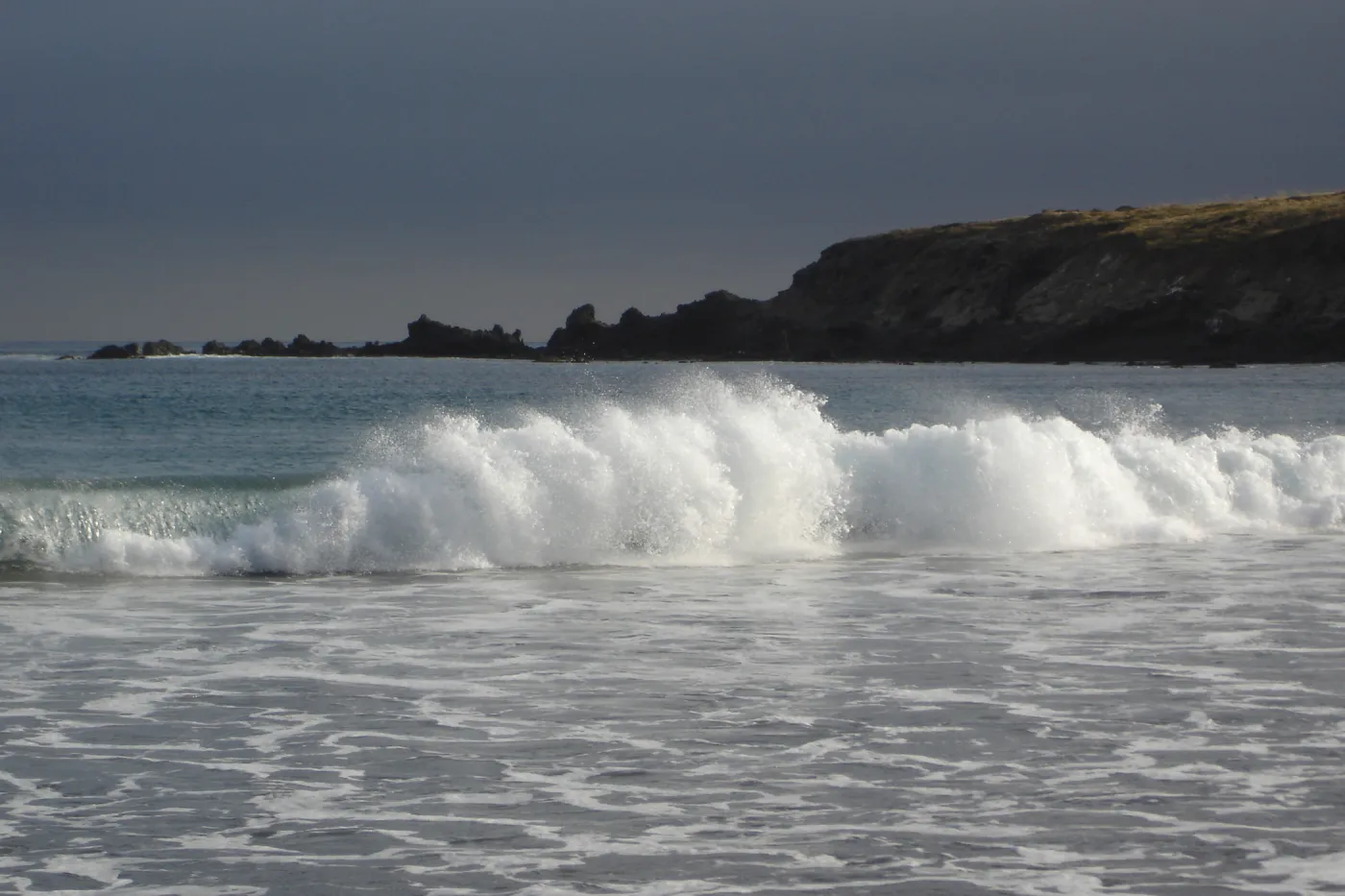 breaking waves, San Clemente Island, SBBG Research 2005