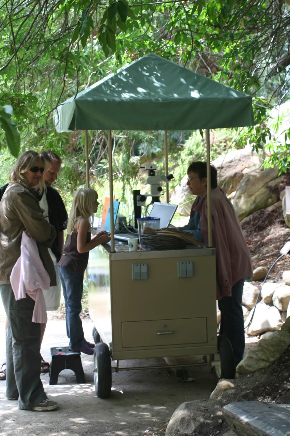 Discovery Garden cart, SBBG Bio Blitz, 2007