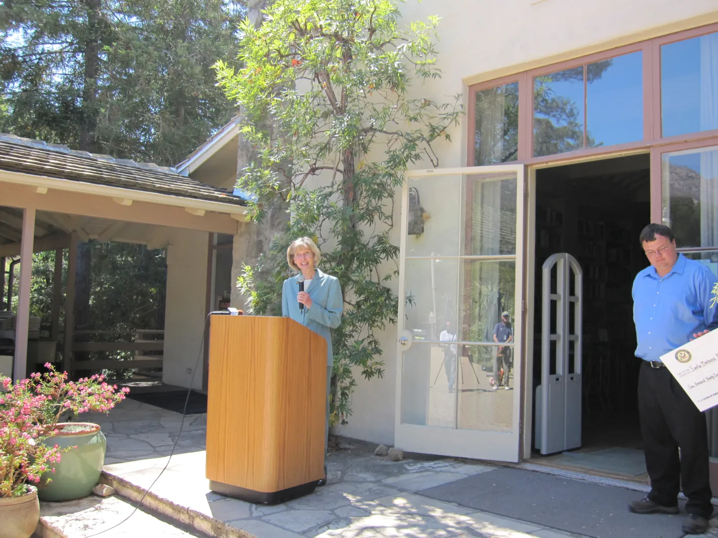 Lois Capps presentation of IMLS grant funds for SBBG GIS project
