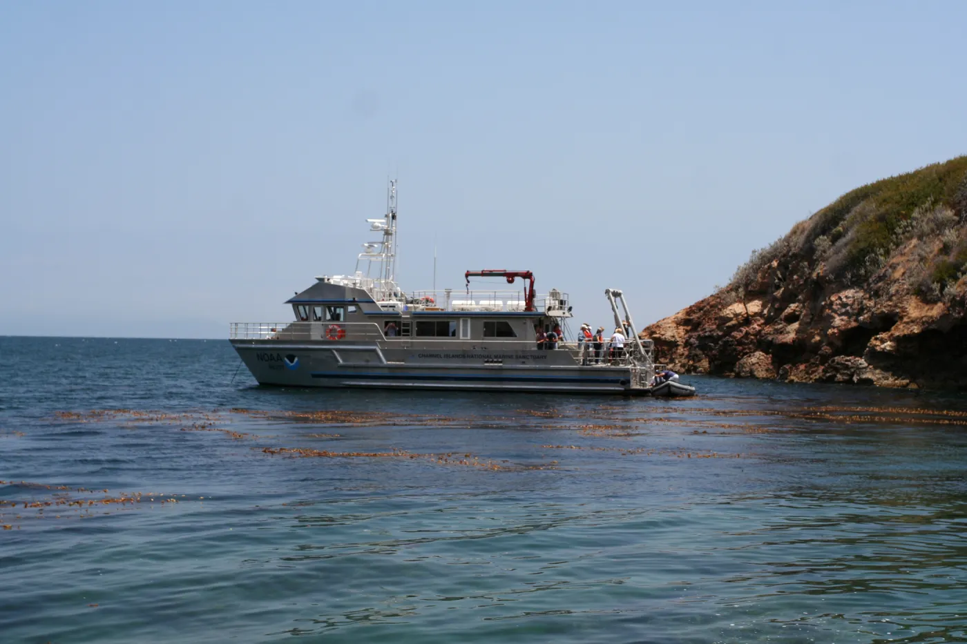 Channel Islands National Marine Sanctuary boat, conducting marine research, TEAWET, Santa Cruz Island field trip, 2009