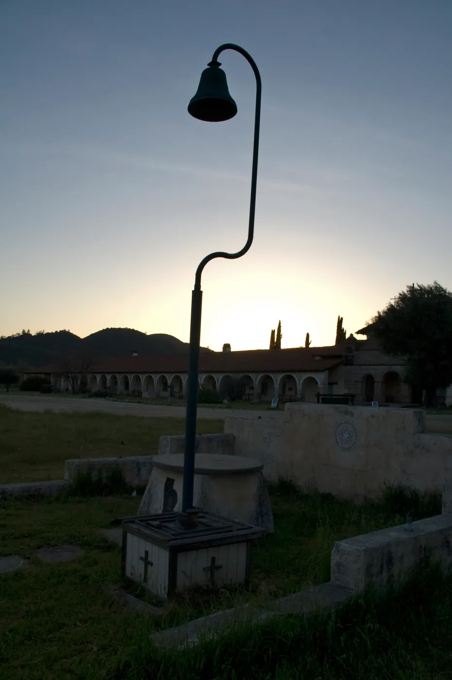 Mission San Antonio, Fort Hunter Liggett, SBBG Research and Conservation staff field trip, 2006