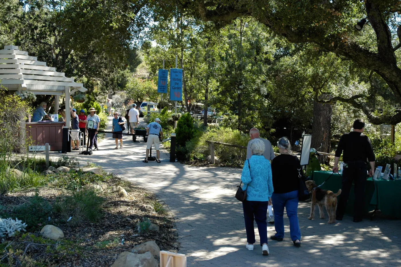 visitors at Garden Entrance, SBBG Community Free Day, October 16 2011
