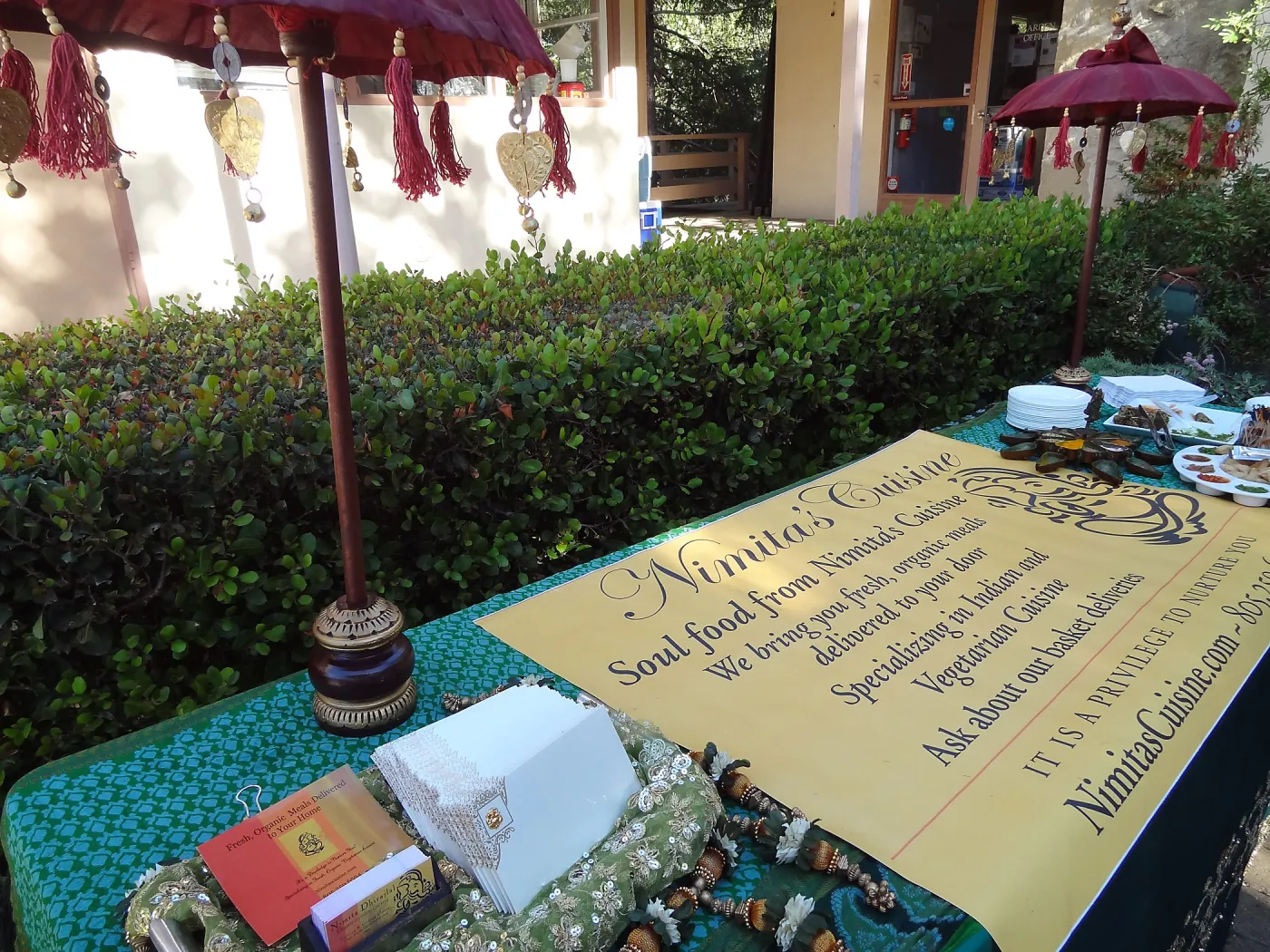SBBG hosts Santa Barbara Chamber of Commerce Mixer, June 2013, catering