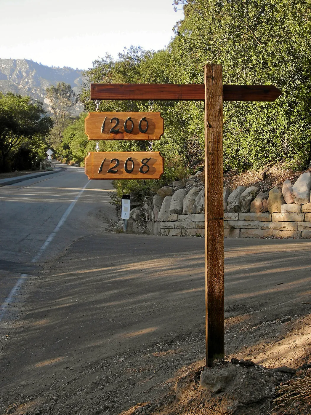 CFD safety, address signs to Gane House & Hort Unit