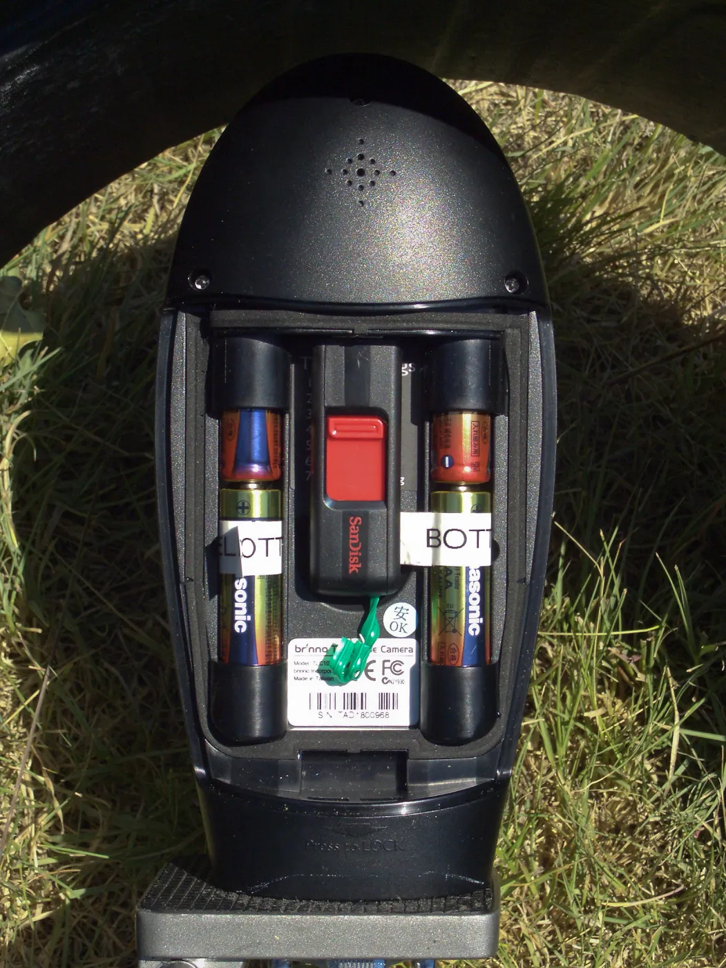 Briino TLC 100 Battery and Flash Drive Installation
