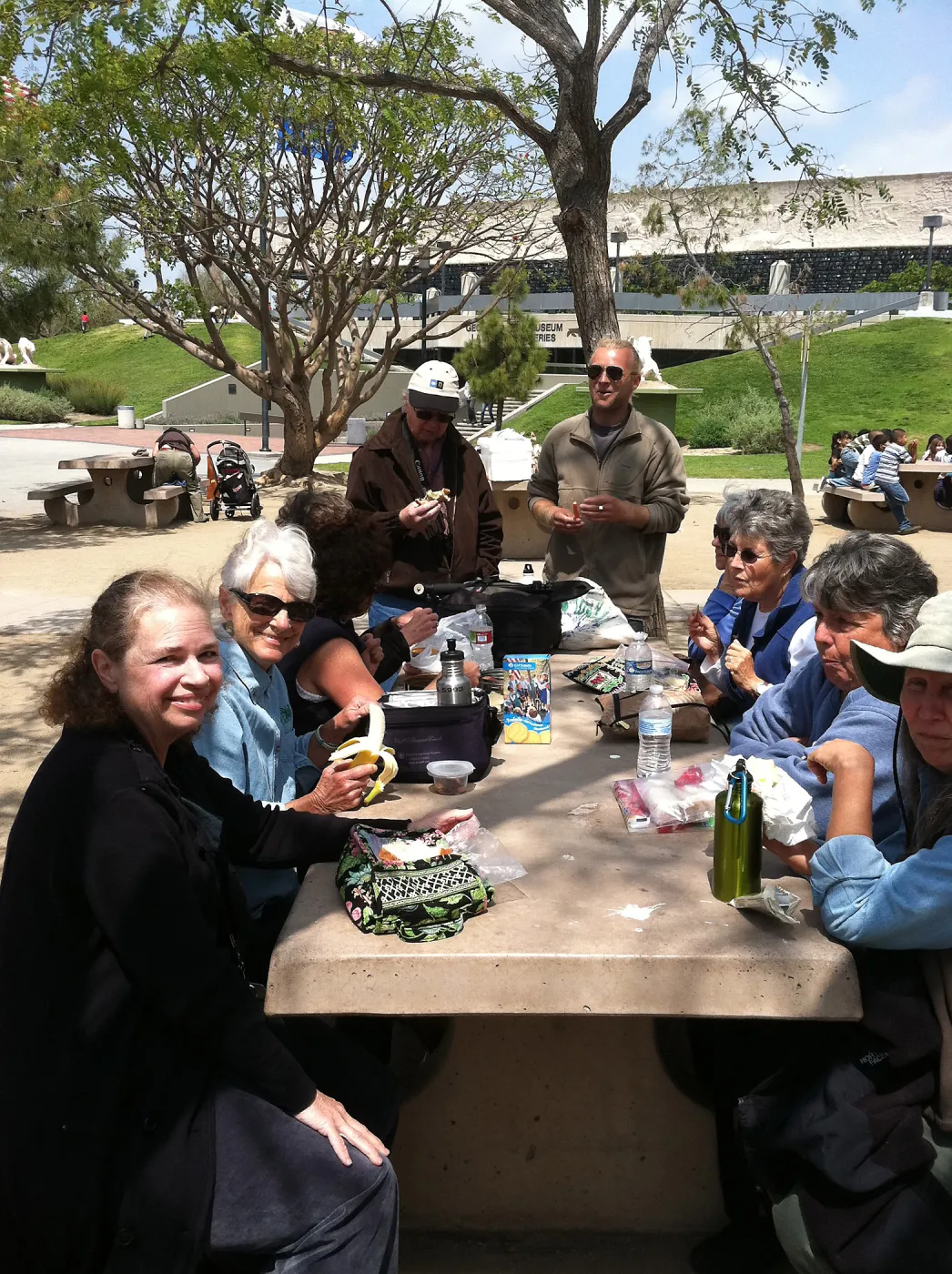 Joan Evans, Docent field trip to La Brea tar pits, George C. Paige Museum, La Brea Discoveries
