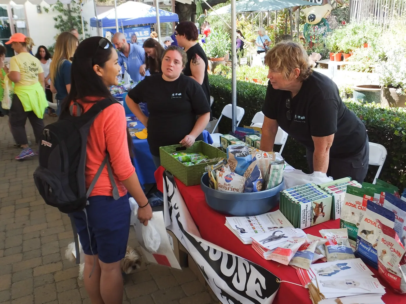 Trails n Tails 2014, Pethouse table