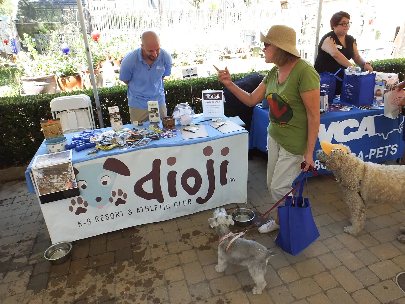 Trails n Tails 2014, Doggy Dioji table
