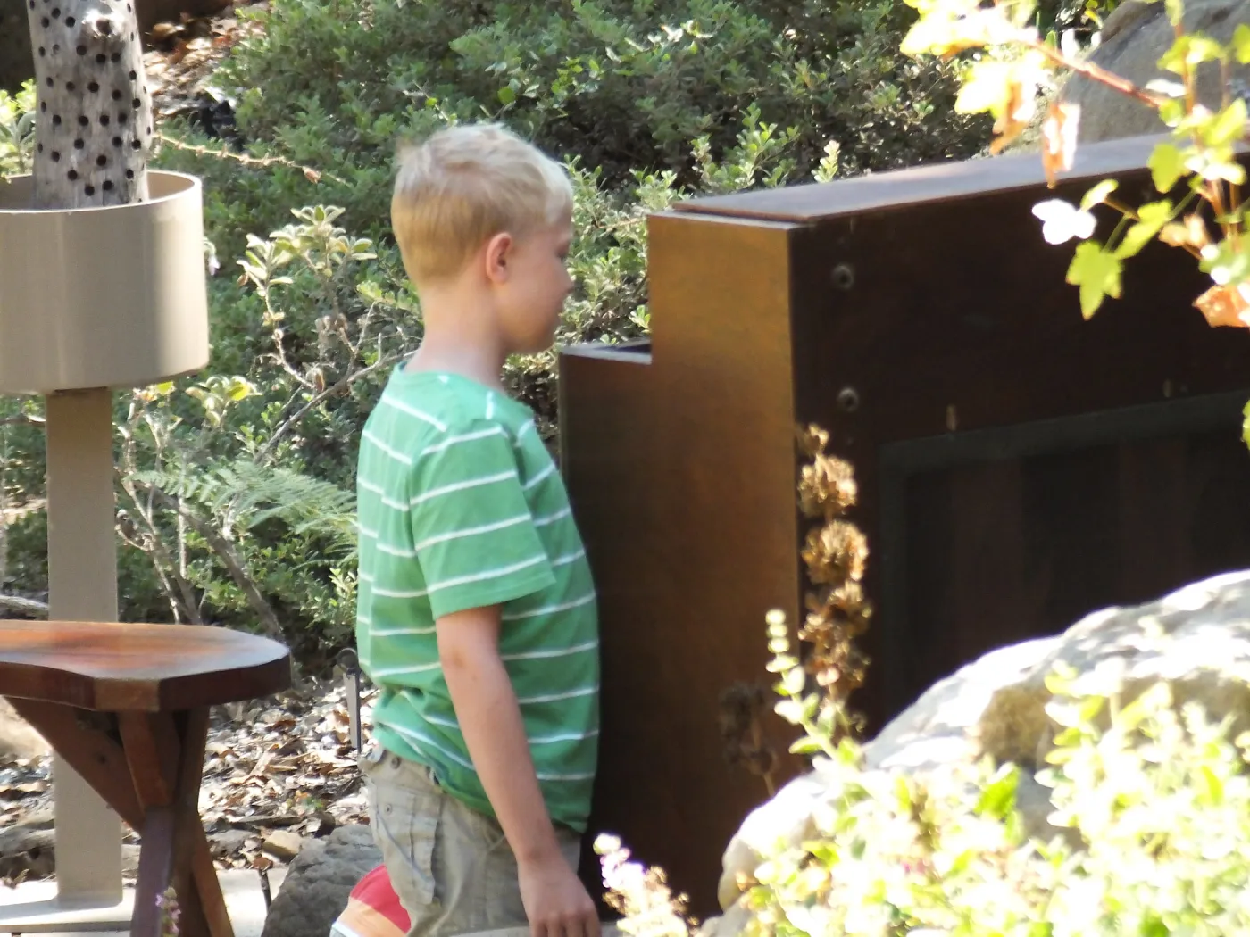 Trails n Tails 2014, Boy and piano on Arroyo stage