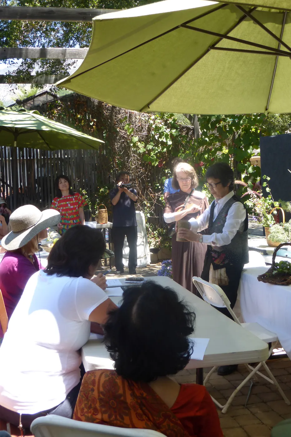 Ikebana Demonstration with Master Sachiko Sekichi from Kyofu-Ryu School of Ikebana