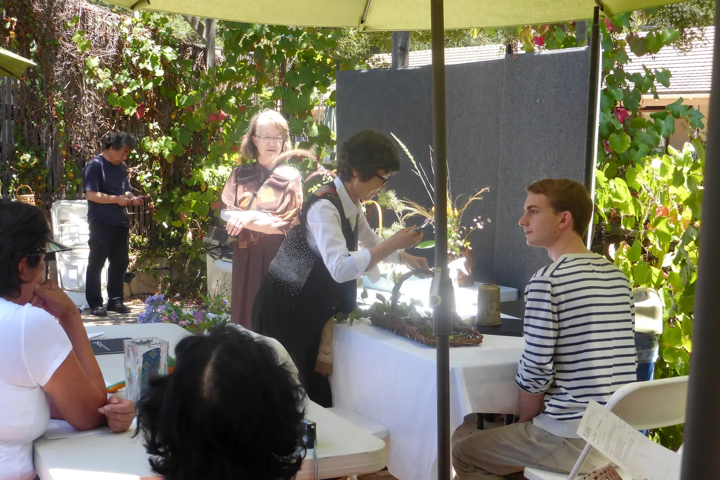 Ikebana Demonstration with Master Sachiko Sekichi from Kyofu-Ryu School of Ikebana