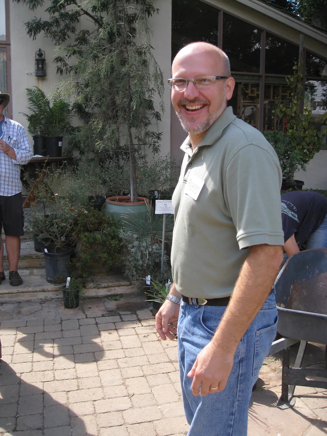Steve Windhager, Fall Plant Sale set-up