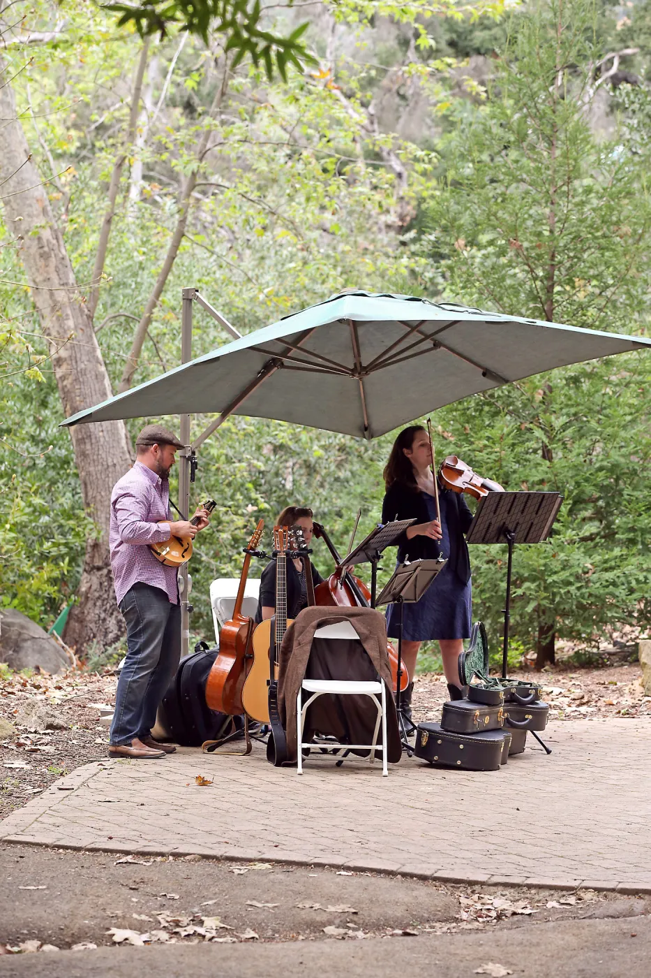 2015 Santa Barbara Beer Garden Event, Mission Creek Trio