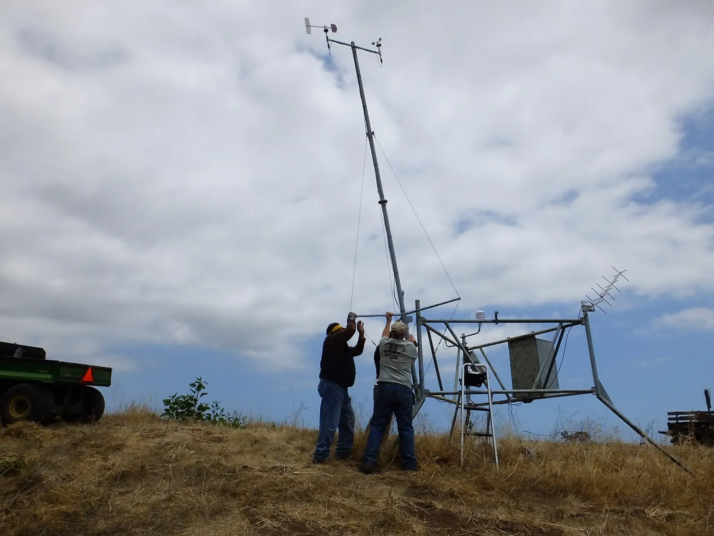 Raising mast after replacing wind sensors on the RAWS station