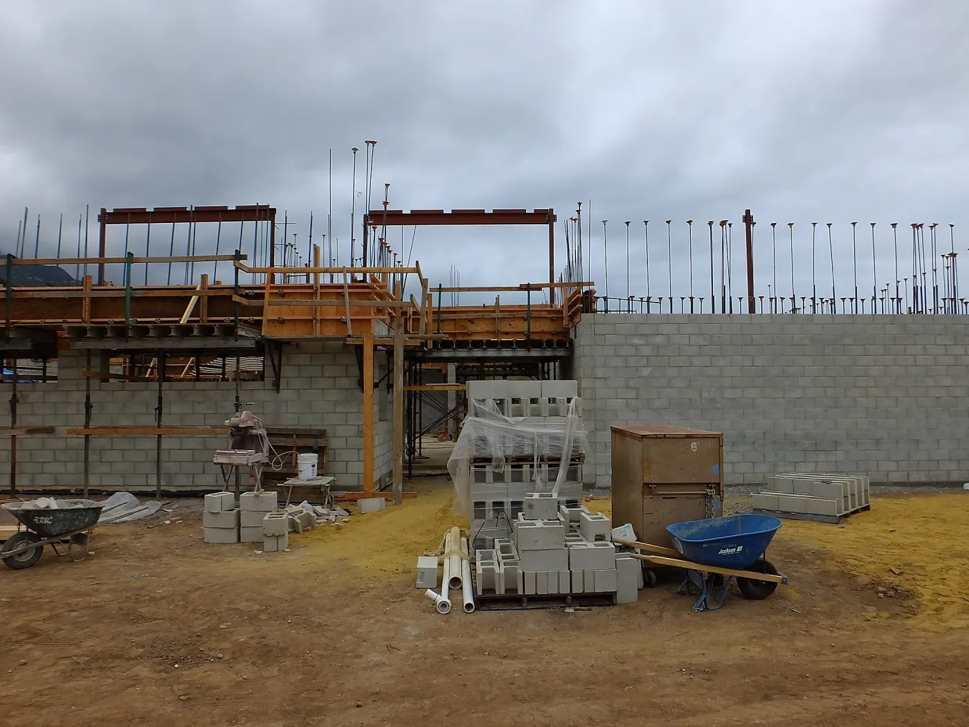 Pritzlaff Conservation Center Construction, west face