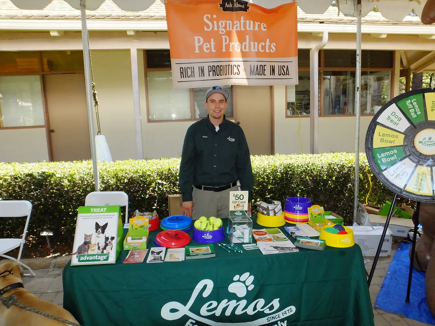 Trails n Tails 2015, Lemos Feed & Pet Supply exhibit