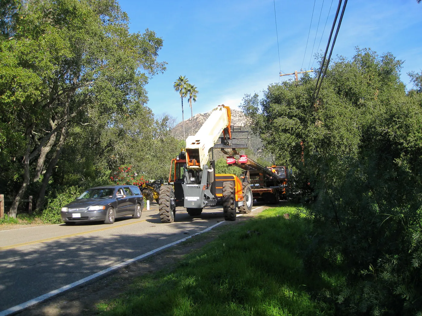 Bridge supports for Campbell Bridge being brought in on Tunnel Road