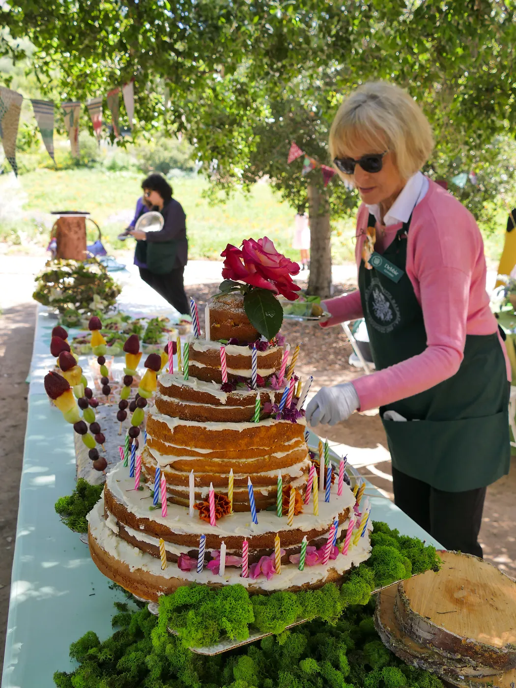 Garden Club of Santa Barbara Centennial Birthday Meeting, Birthday cake