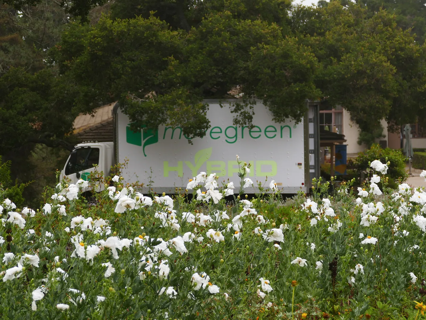 Moving van for move to new Pritzlaff Conservation Center