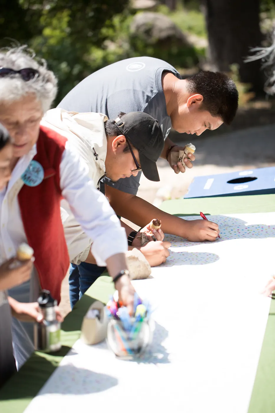 Cultivating the Wild: Native Gardens Tour and 90th Birthday Celebration, birthday card signing
