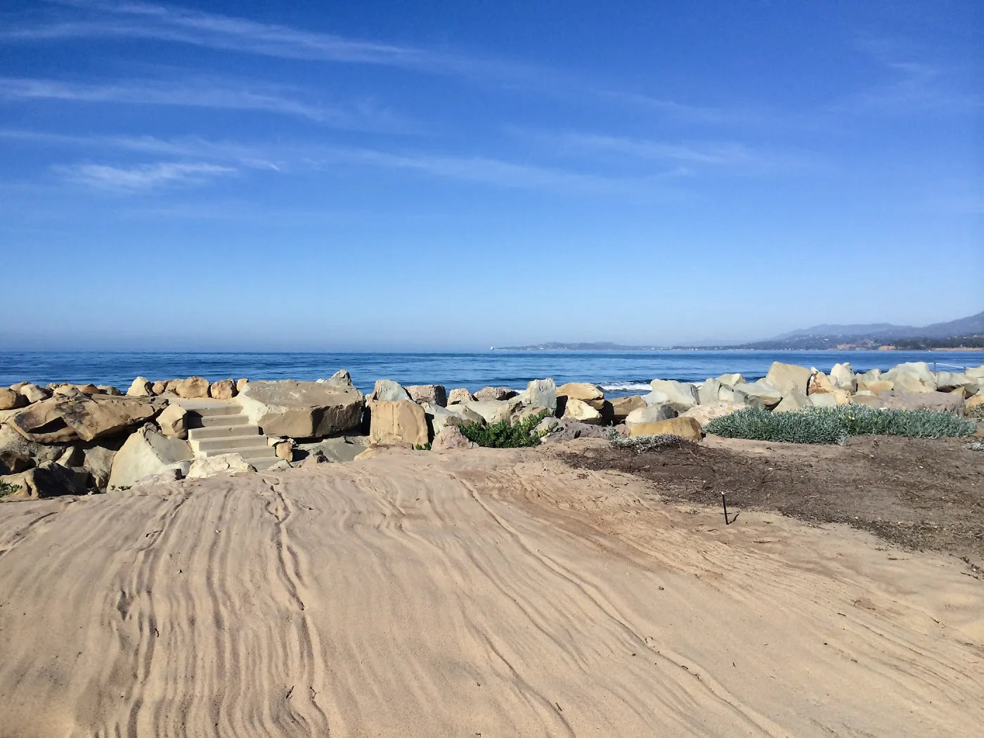Touring gardens with Isabelle Greene, Sand Point Road, Carpenteria