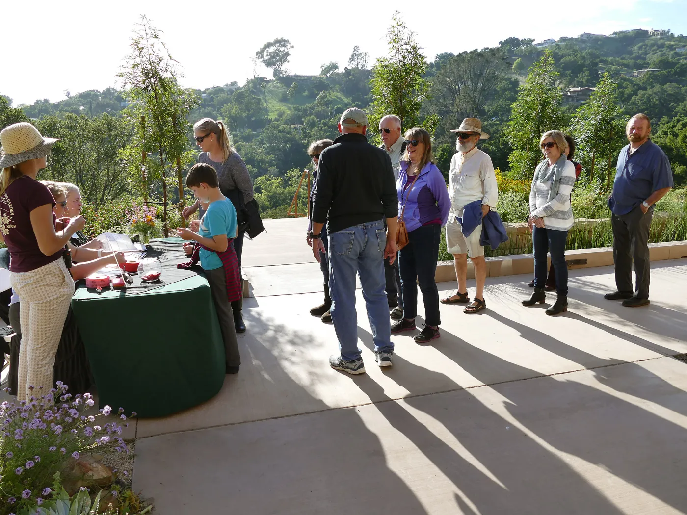 Members Picnic 2017, welcome table