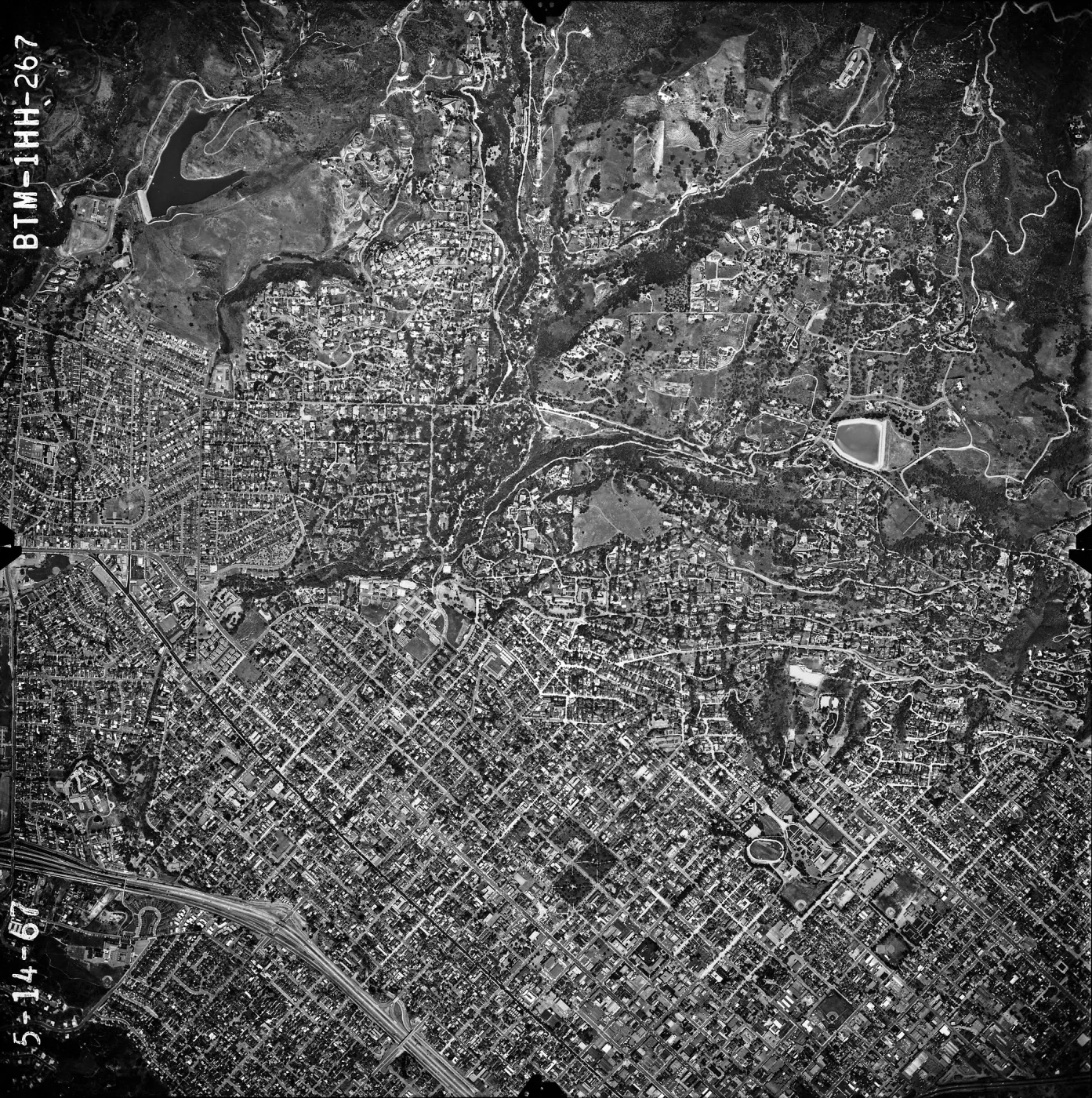 Aerial photograph of SBBG and vicinity