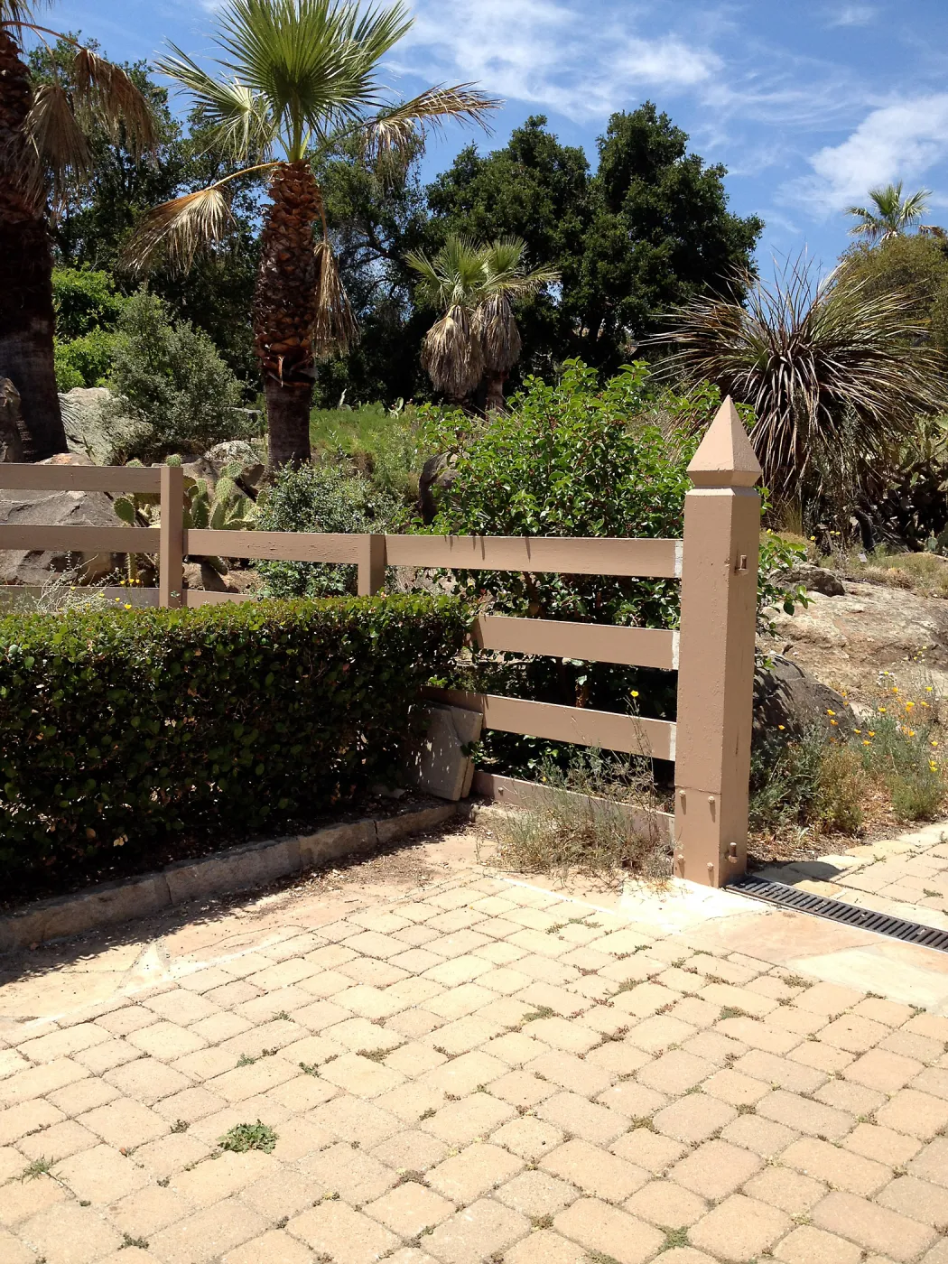 Courtyard fencepost