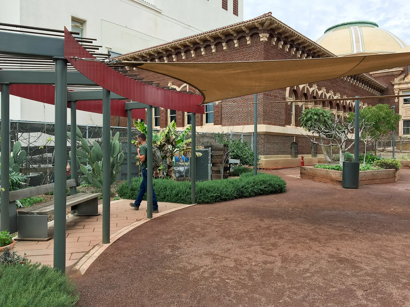 Urban Nature Garden at the Natural History Museum of Los Angeles