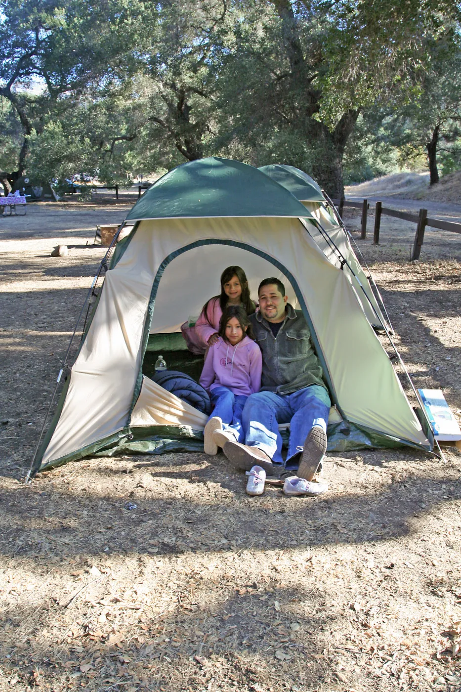 FamCamp 2008, Family in tent