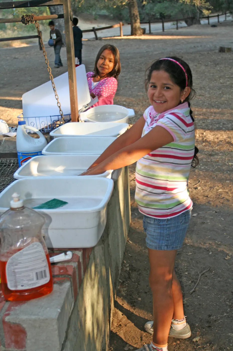 FamCamp 2008, Washing dishes