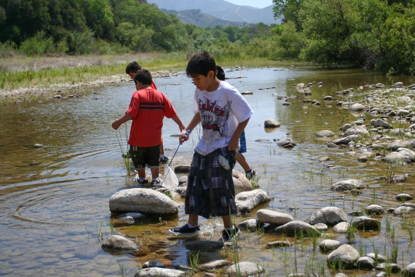 FamCamp 2009, Nature exploration at the river