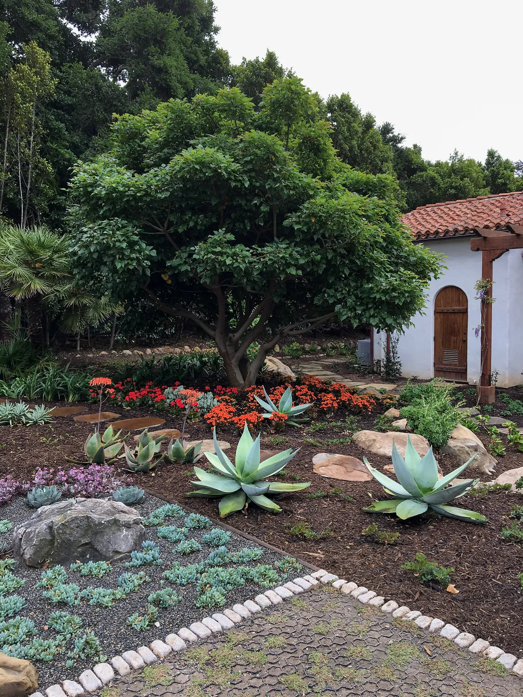 Montecito garden designed by Isabelle Greene