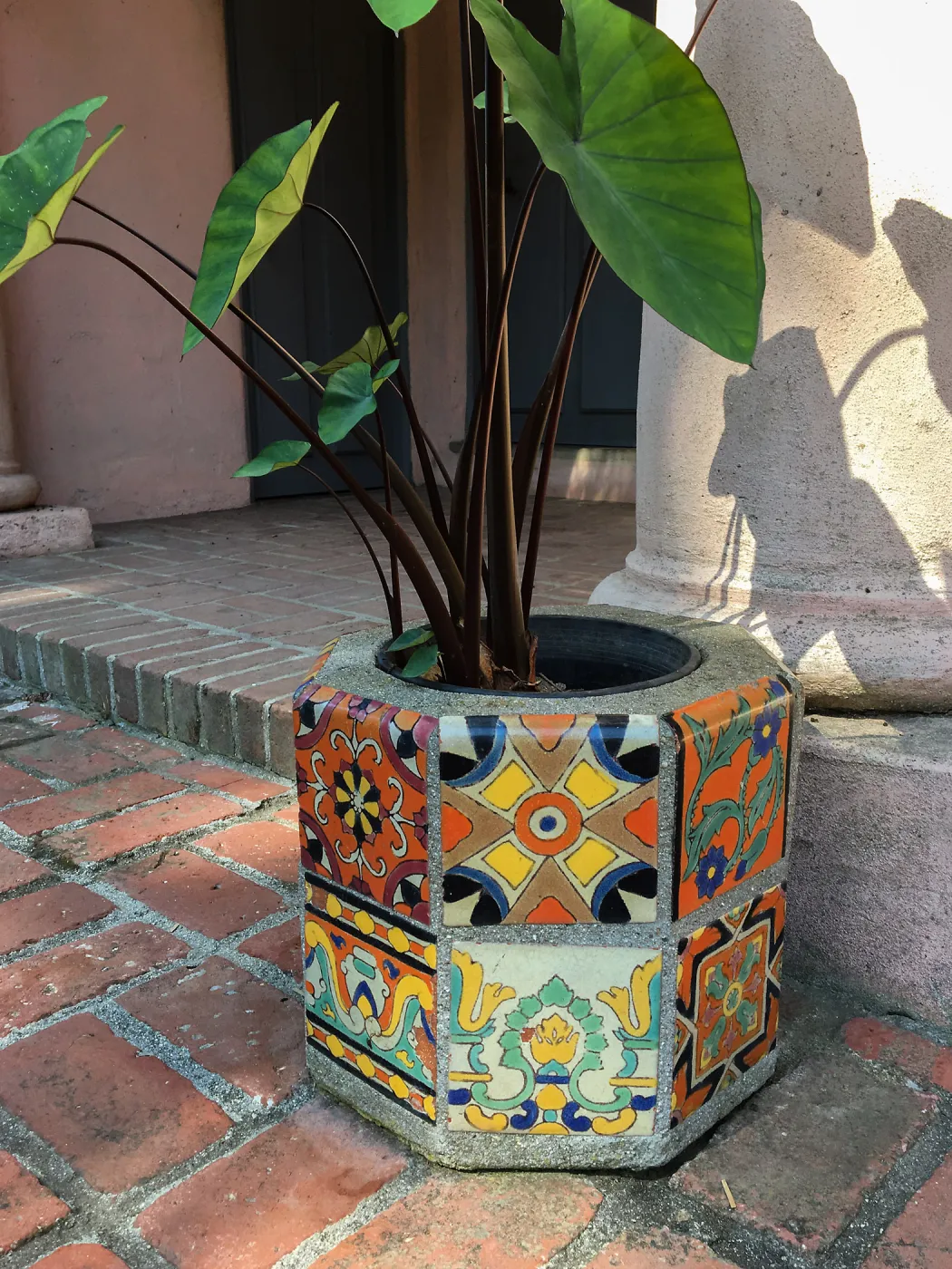 Decorative pot at Lotusland