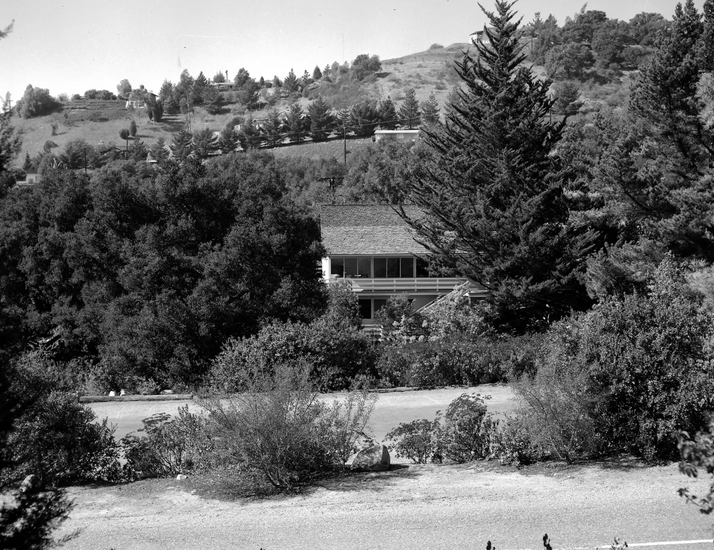 East wing of Library seen from Mission Canyon Road