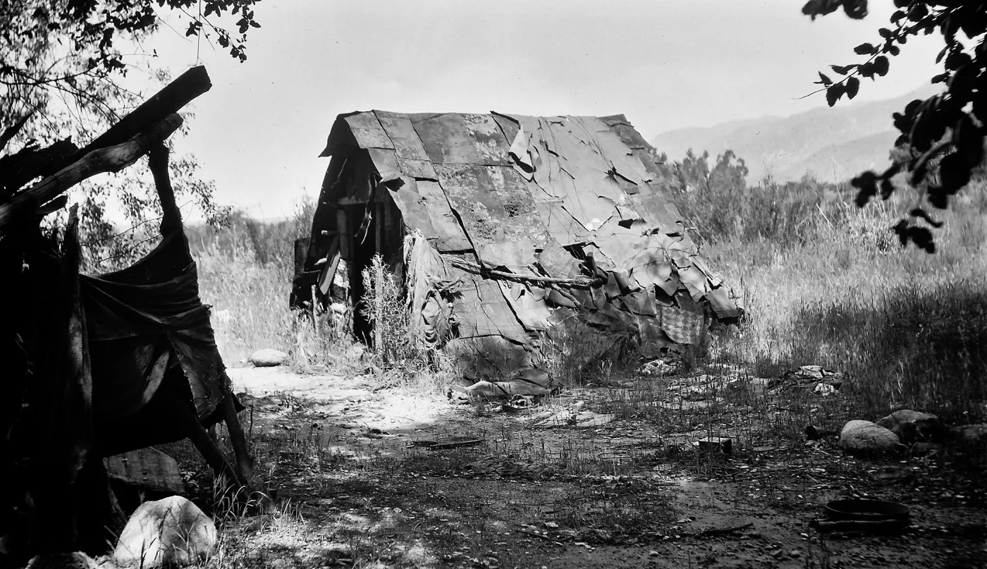 ï¿½w. bank arroyoï¿½, abandoned shacks
