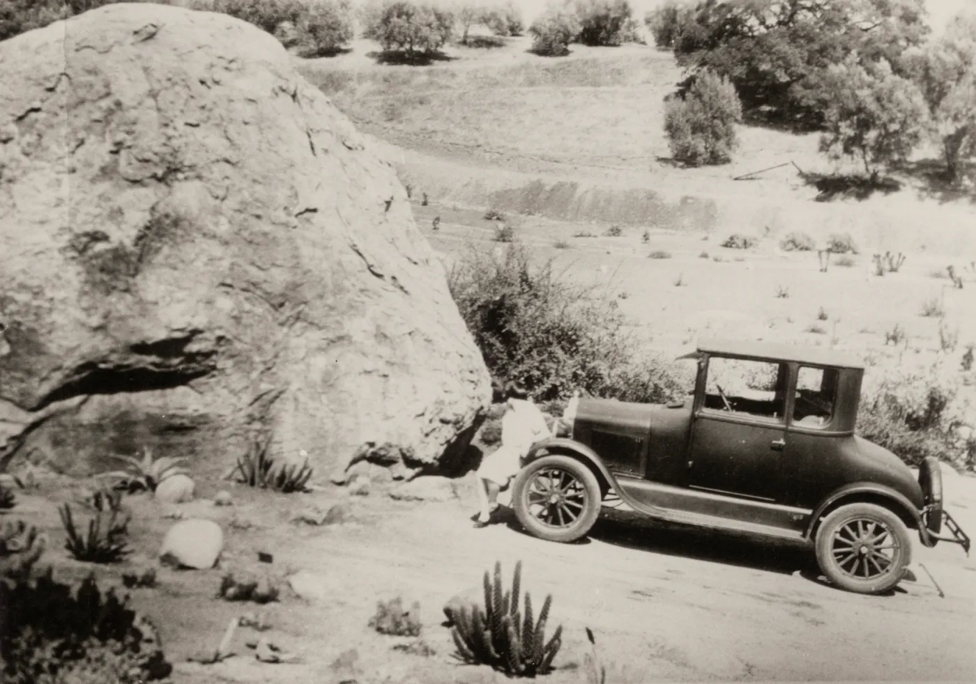 Blaksley Boulder with Model T parked in front