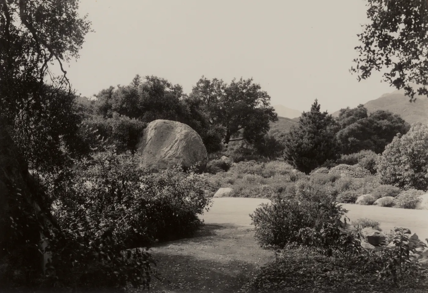Lower Meadow, Blaksley Boulder