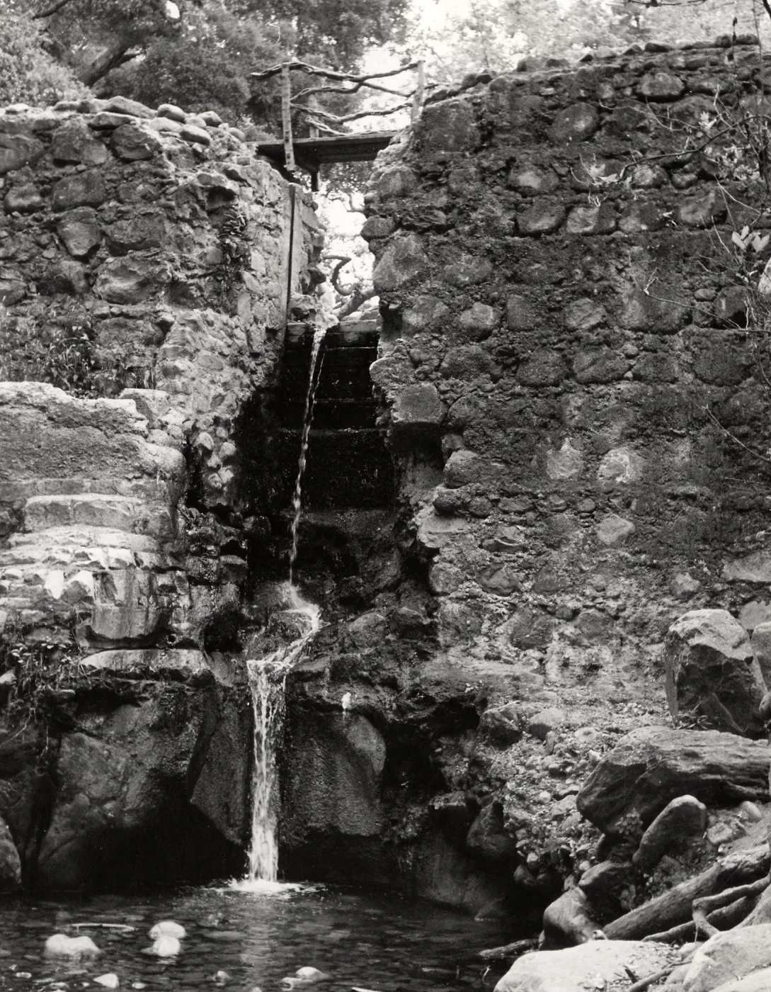 Mission Dam, SBBG
