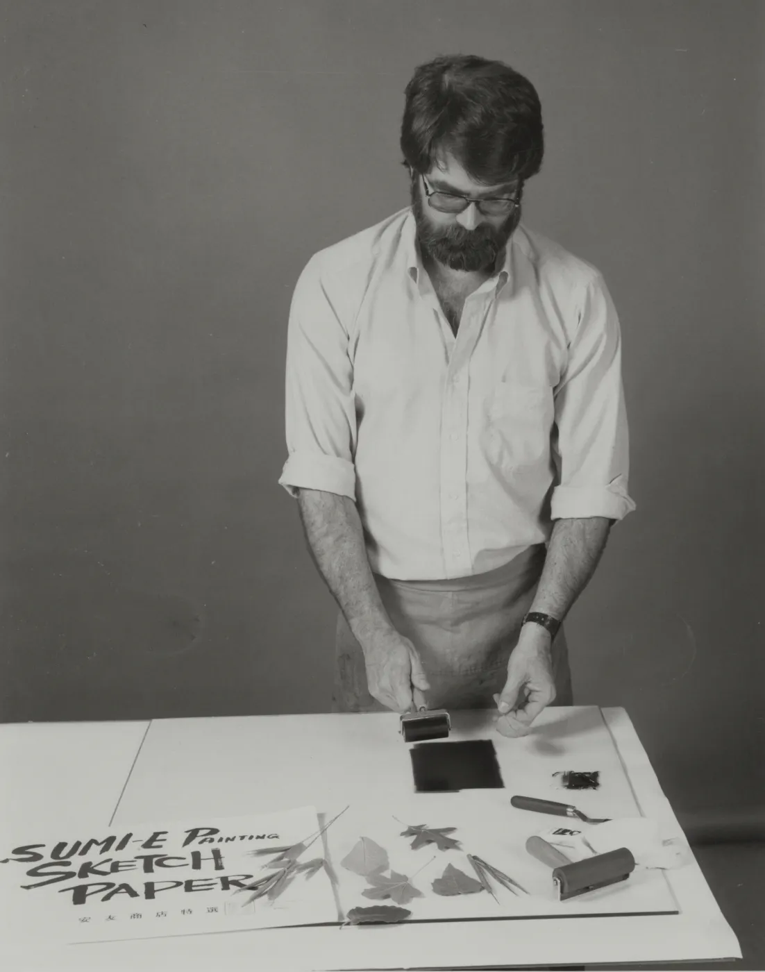 Dr. Eric Hochberg demonstrates plant printing
