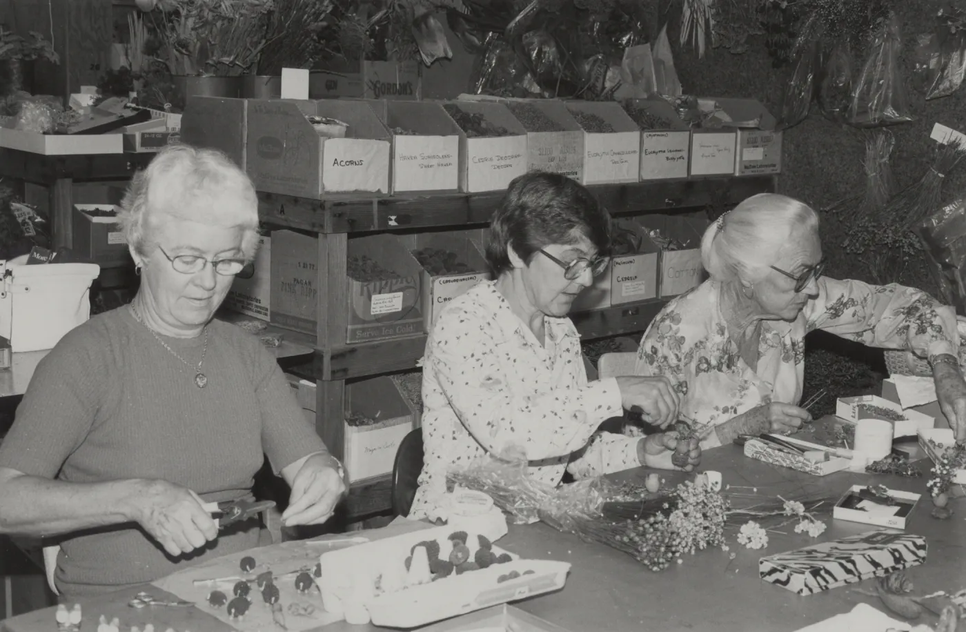 Garden Guild members at Guild Studio