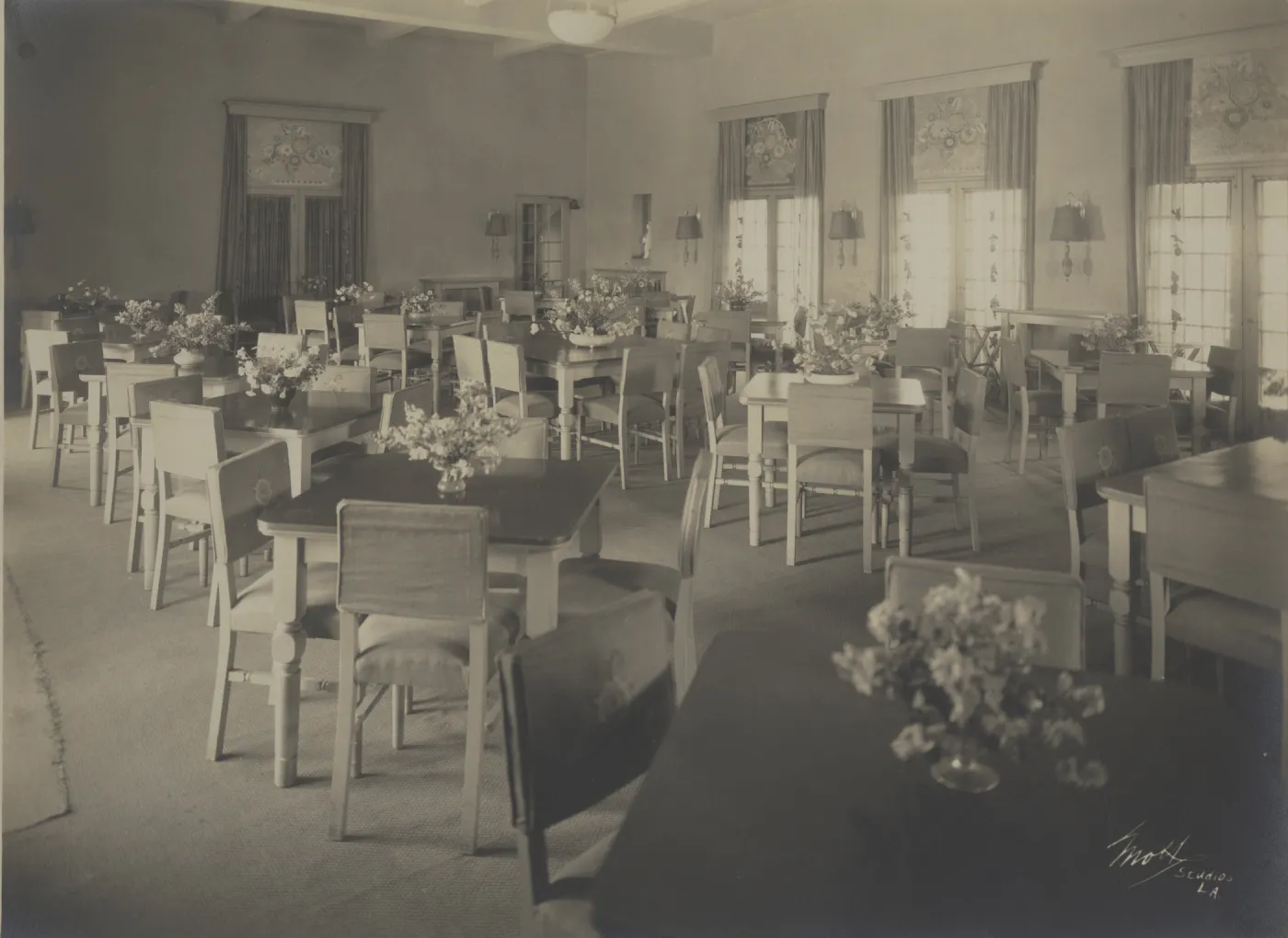 interior dining room, Samarkand Hotel