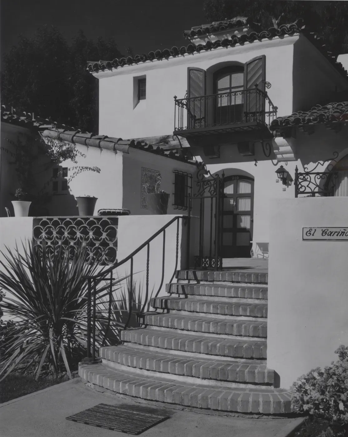 El Carino, Mediterranean style home in Santa Barbara
