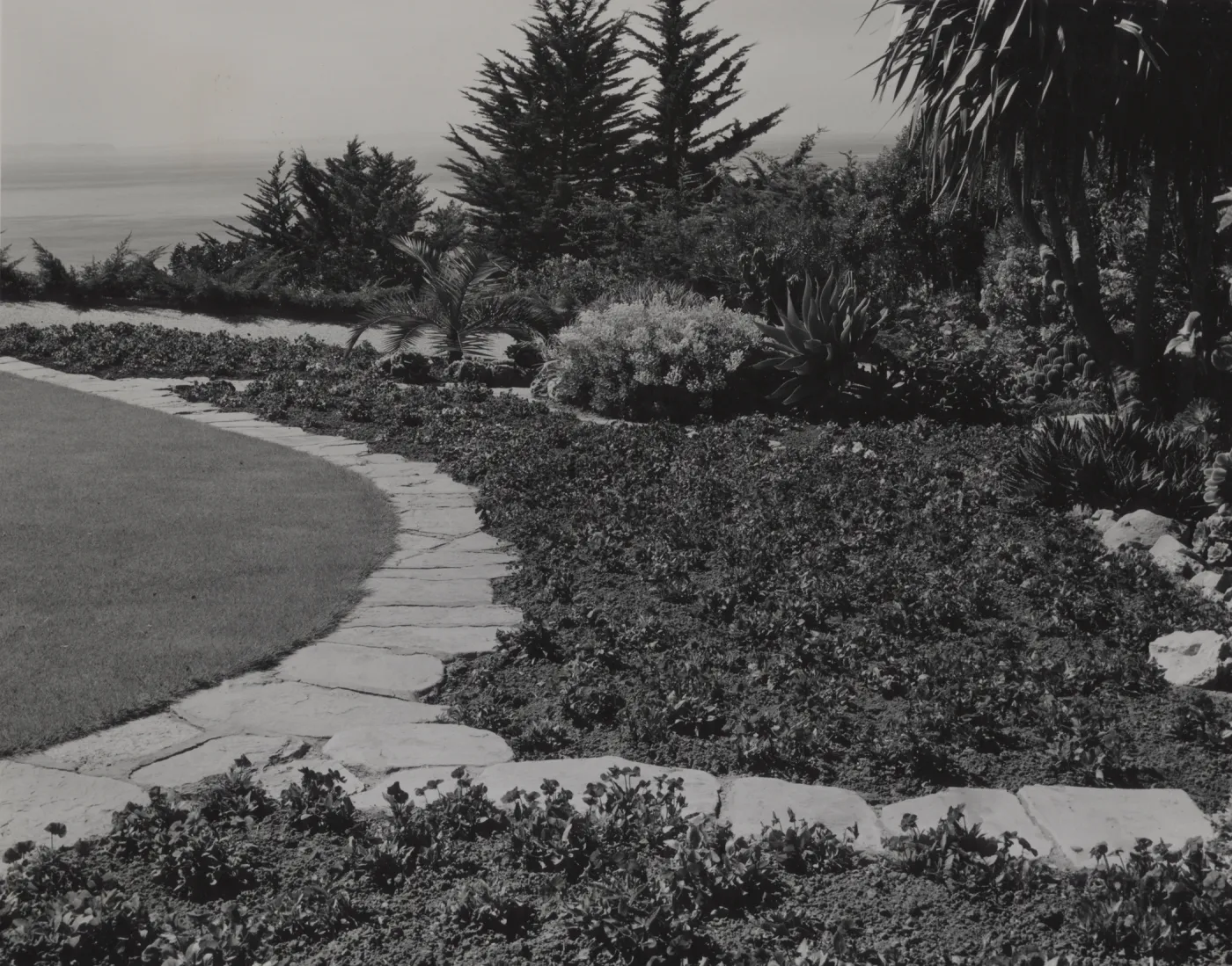 © Josef Muench