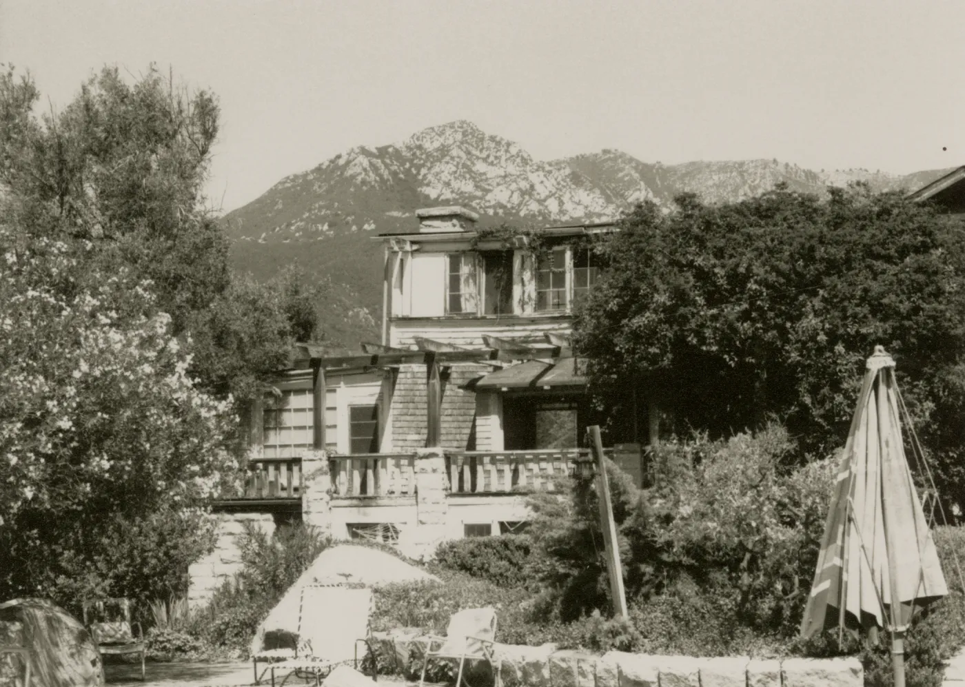 south side of Lotterhos/Gane House