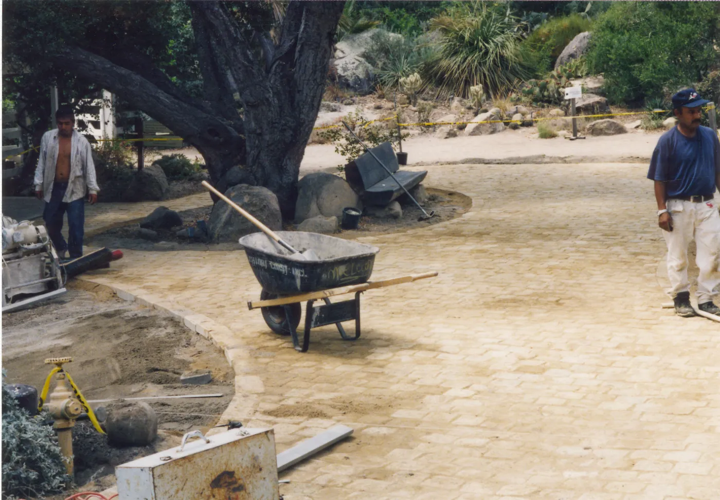 1998 construction of the entrance kiosk and stone pavers
