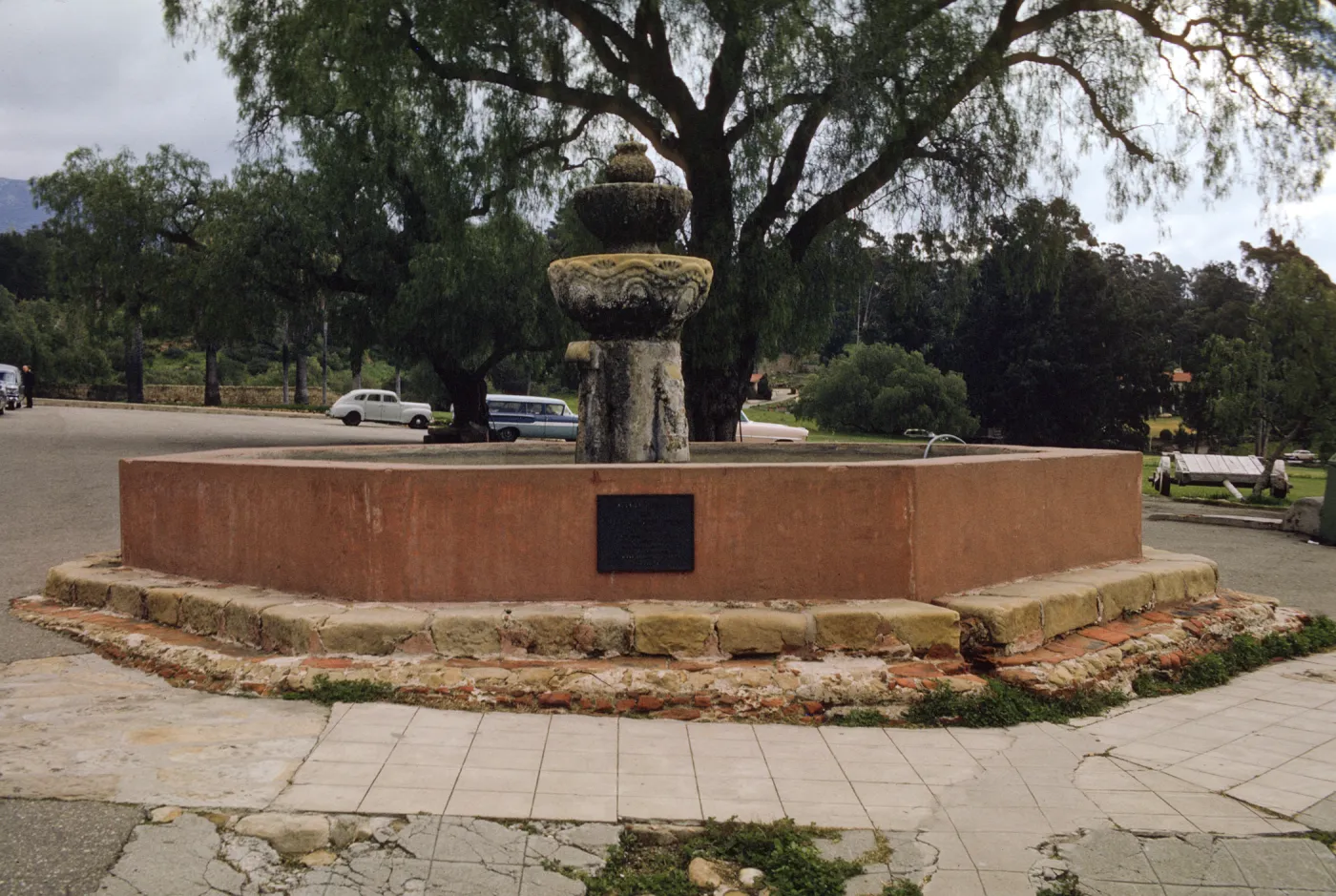 Santa Barbara Mission, Fountain