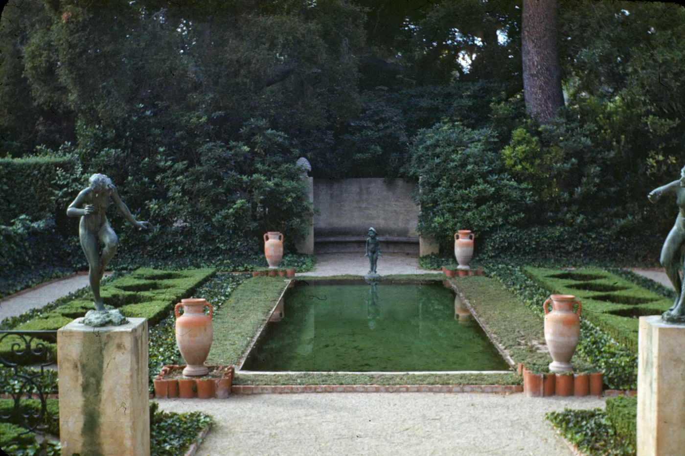 Leadbetter Gardens, Santa Barbara, Las Tejas